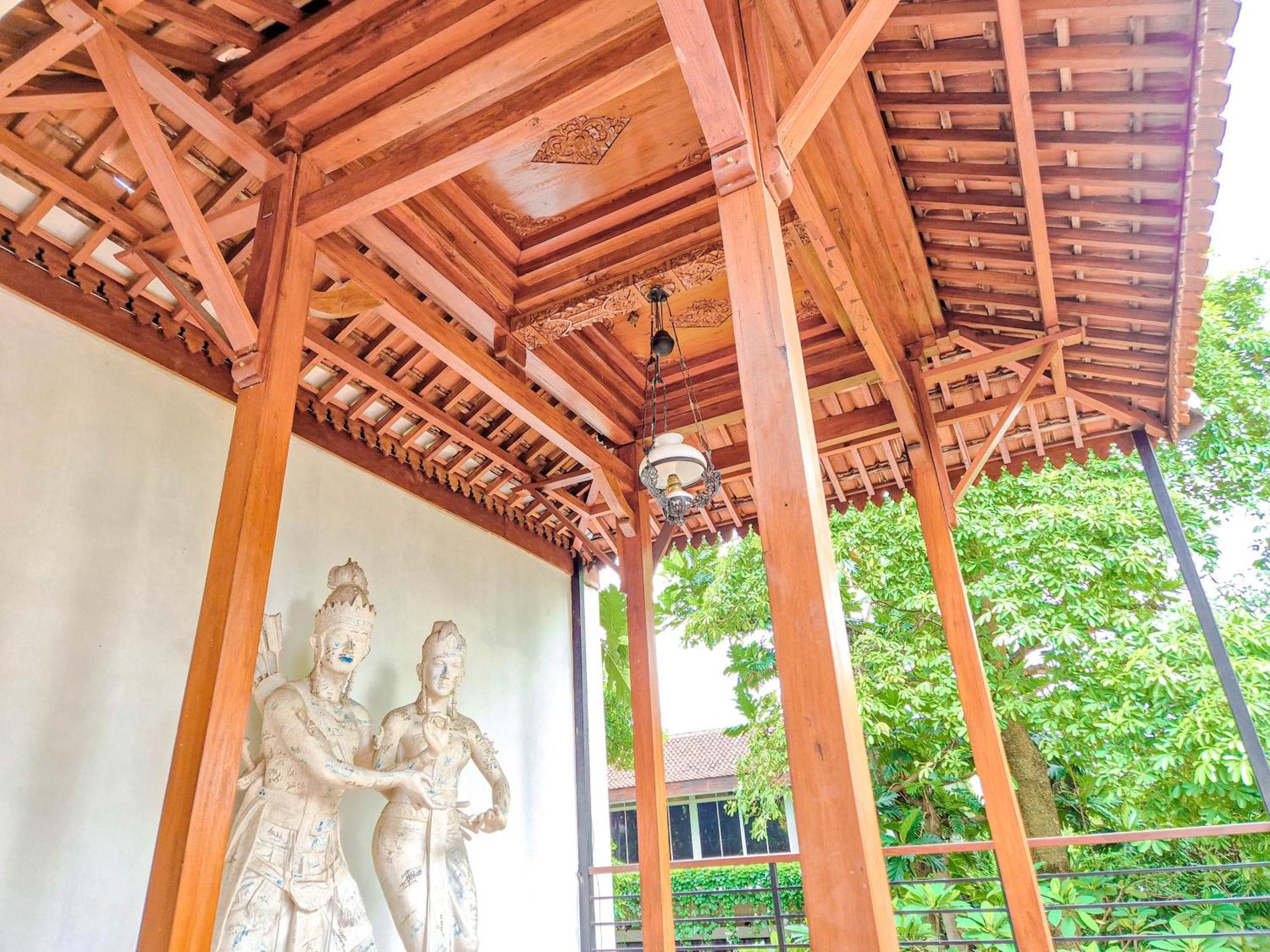 Pendhapa Art Space - Pas Limasan Homestay Prawirotaman Esterno foto