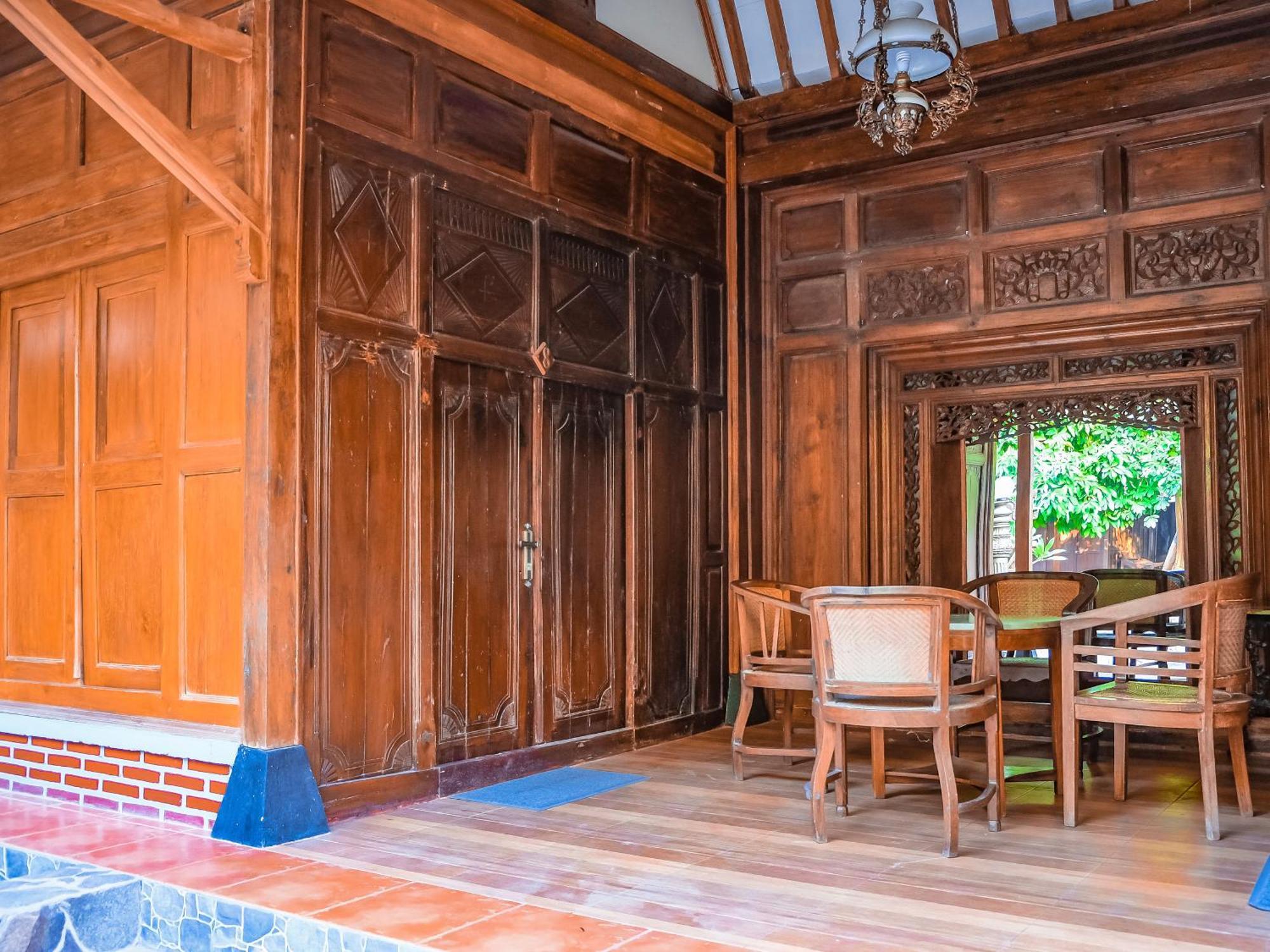 Pendhapa Art Space - Pas Limasan Homestay Prawirotaman Esterno foto