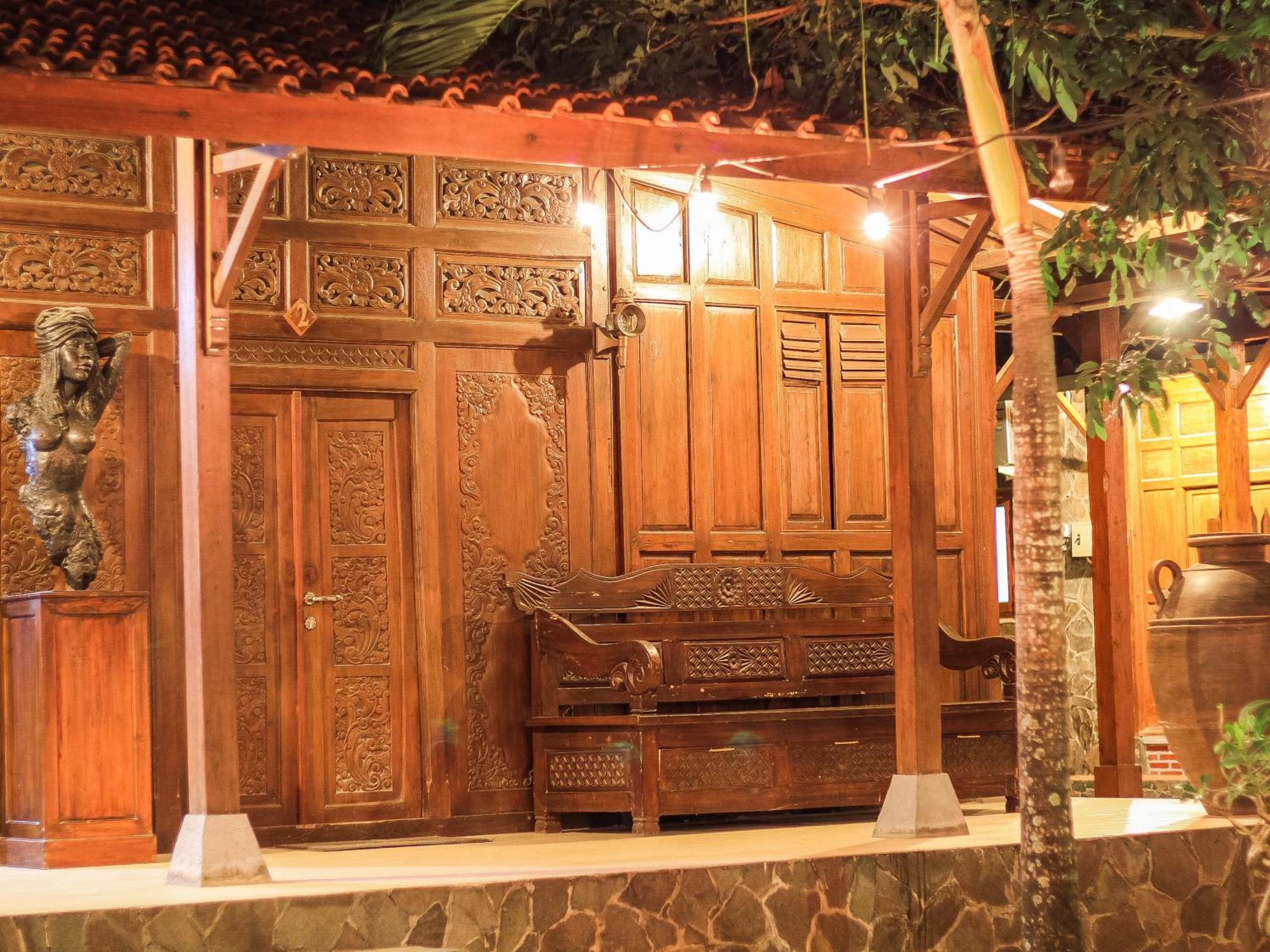Pendhapa Art Space - Pas Limasan Homestay Prawirotaman Esterno foto